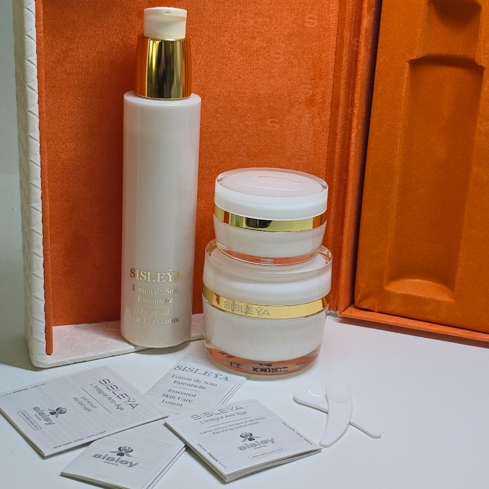 Sisleÿa L'Intégral Anti-Âge Prestige Coffret cream